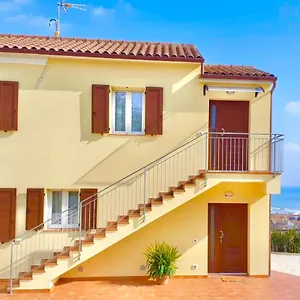 Con Vista Mare E Giardino - Amanecer Marzocca